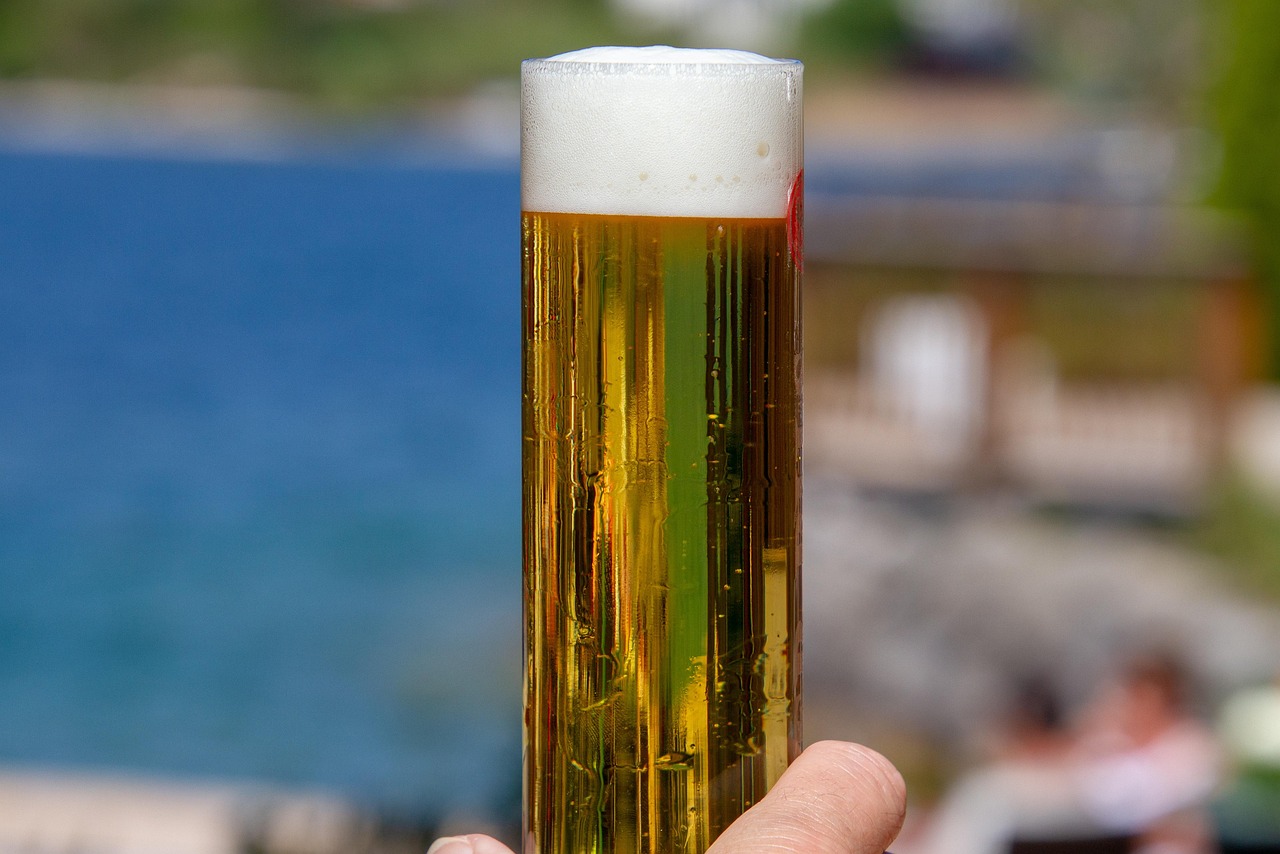 自宅でクリーミーなビールが飲める！スタンドビールサーバーの選び方とおすすめ5選